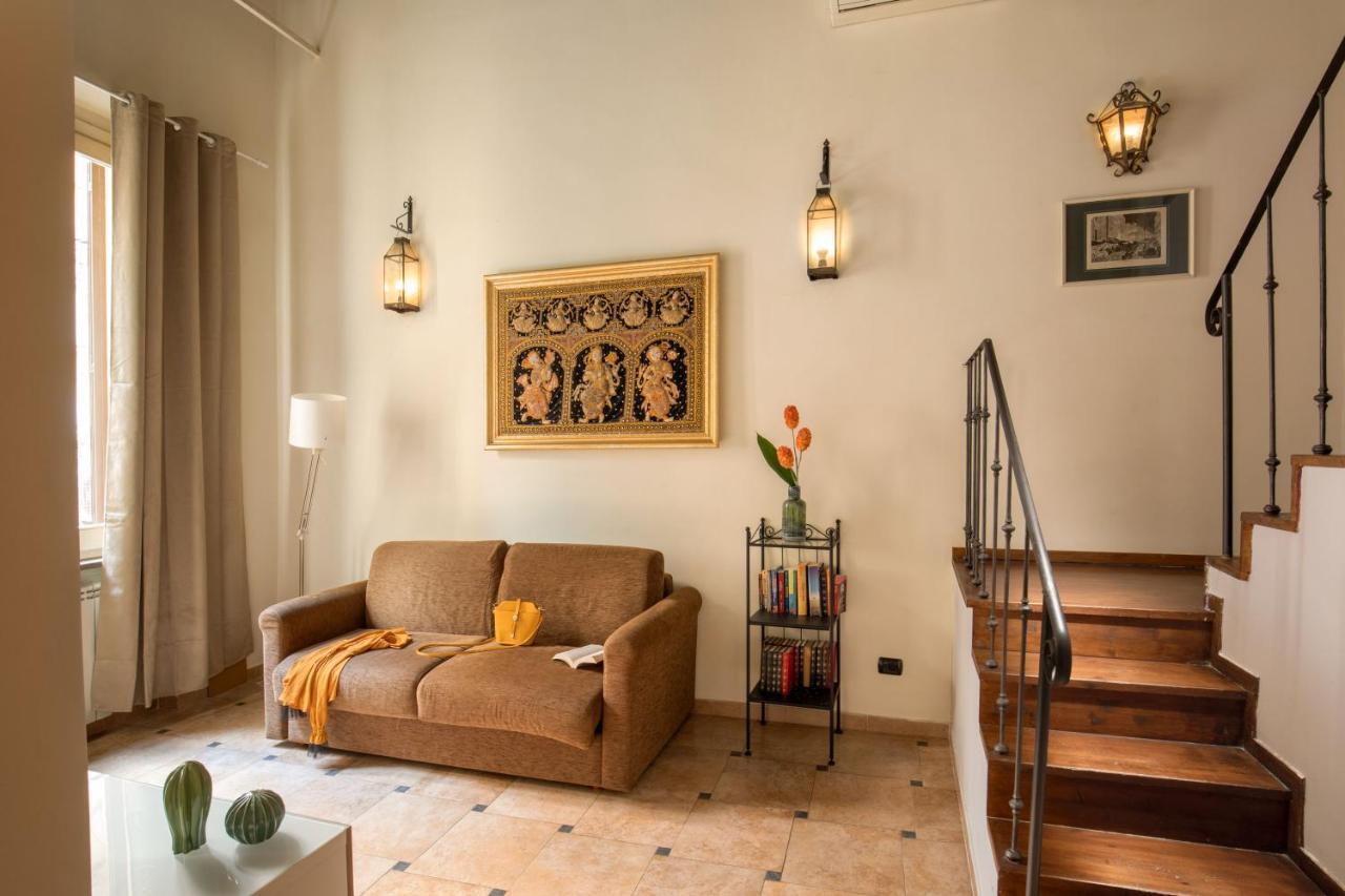 Cappellari Interno 4 - Campo De' Fiori * Roma