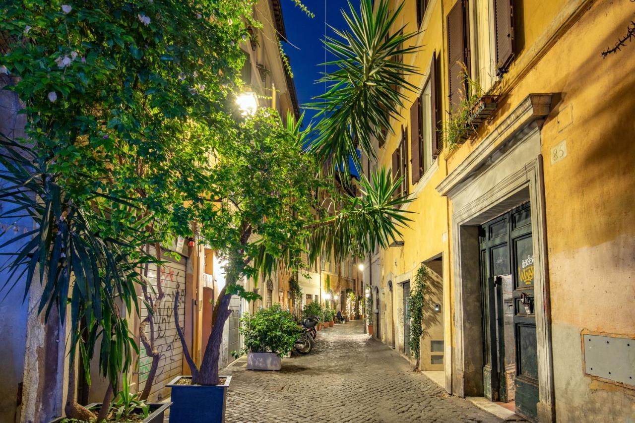 Cappellari Interno 4 - Campo De' Fiori *