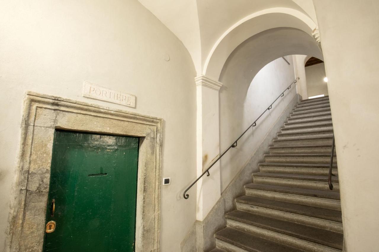 Cappellari Interno 4 - Campo De' Fiori