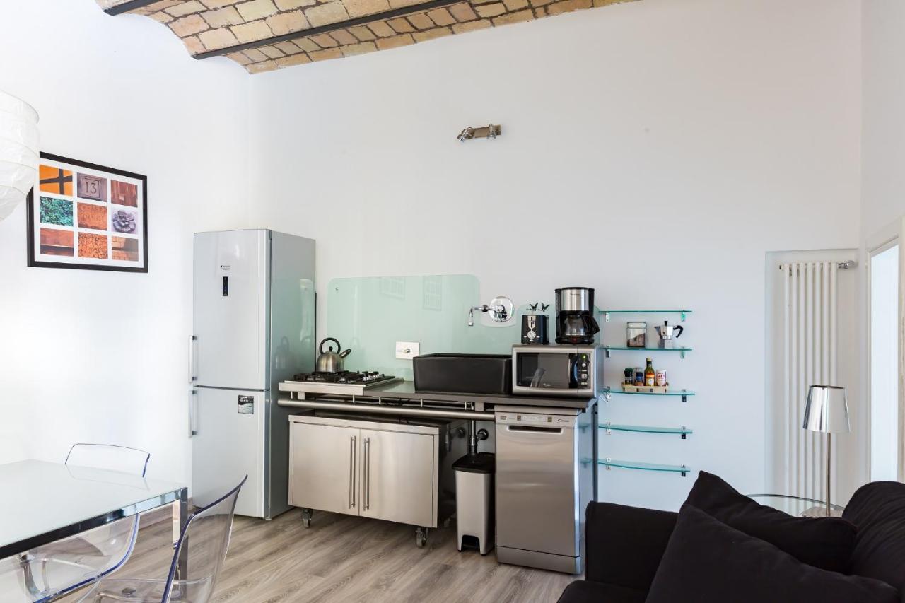 Apartment Via Dei Cappellari Rome
