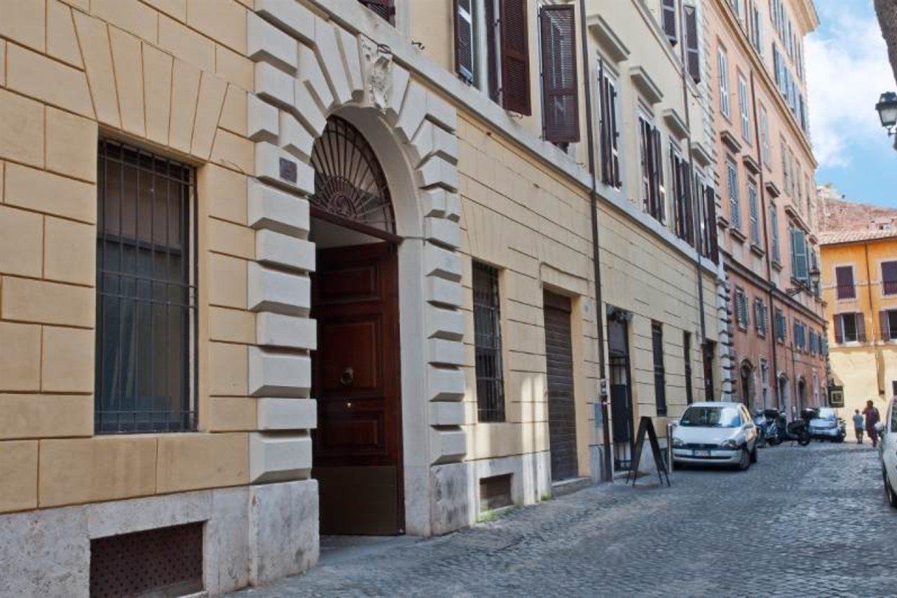 Le Clarisse Pantheon 3* Rome