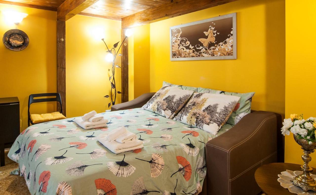 Wood Easy Flat Apartment Rome