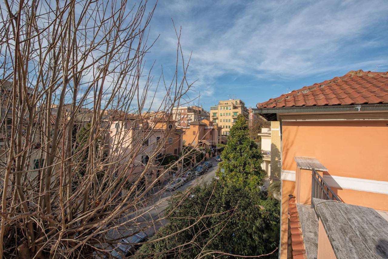 Bed & Breakfast A Vinicius Et Mita Rome
