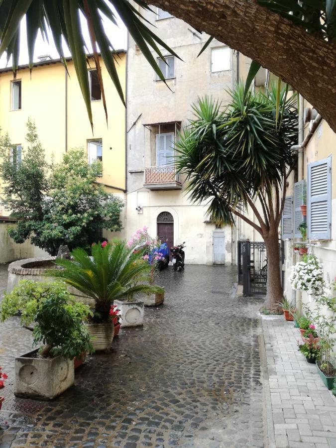 Homestay Trastevere, What Else... Rome