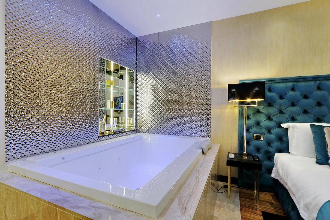 Trevi Diamond Luxury Suites & Jacuzzi Affittacamere *