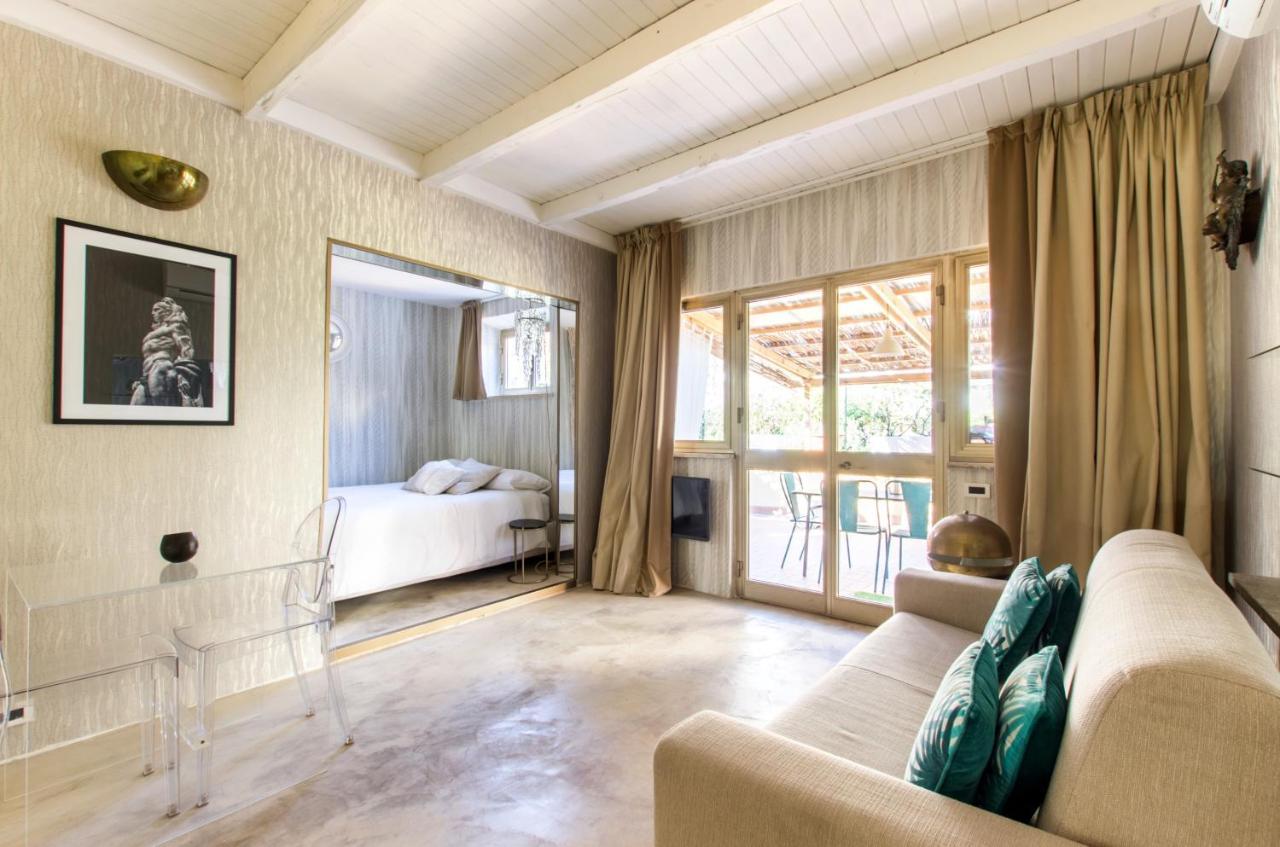 Your Trastevere Terrace Apartment