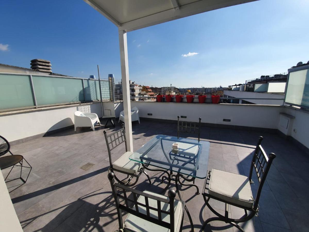 Apartment Penthouse 41 In Trastevere With Big Terrace