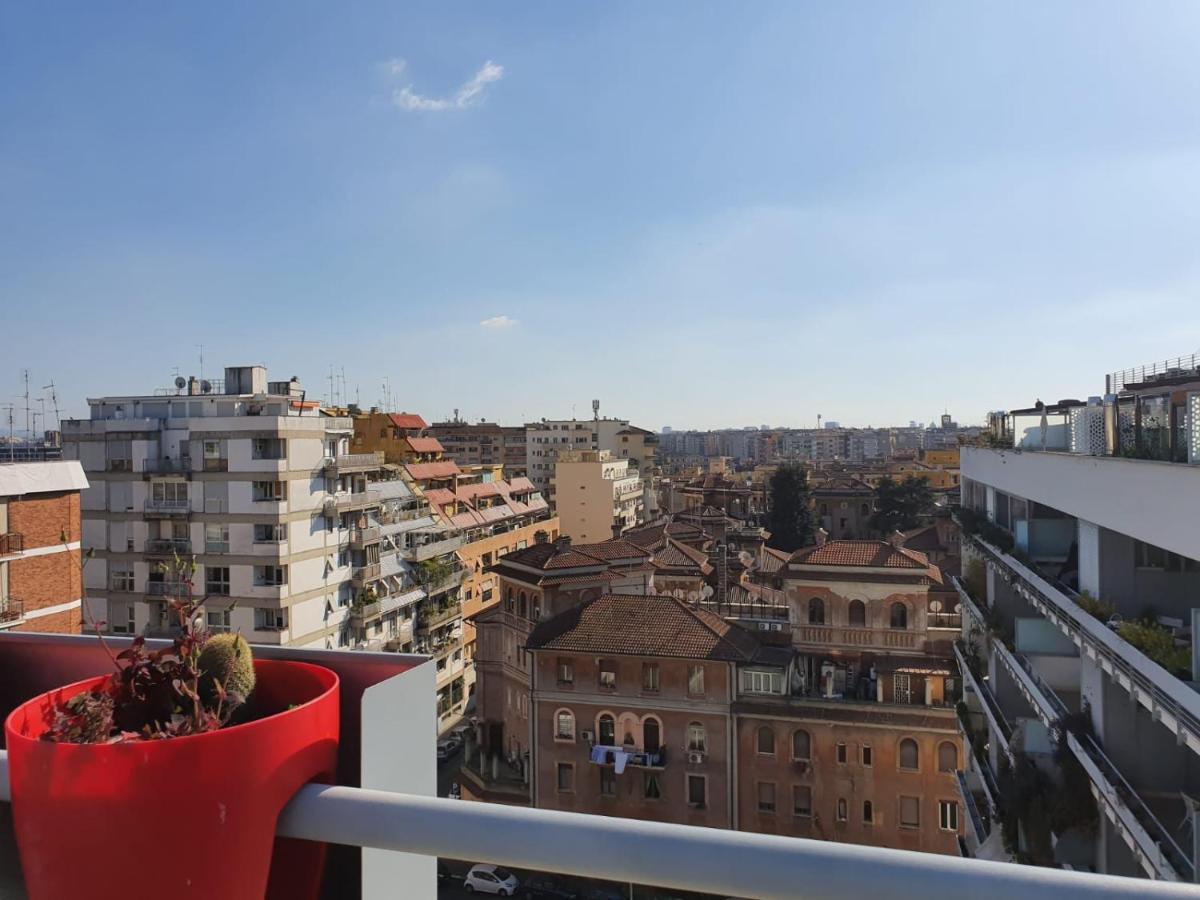 Penthouse 41 In Trastevere With Big Terrace Rome