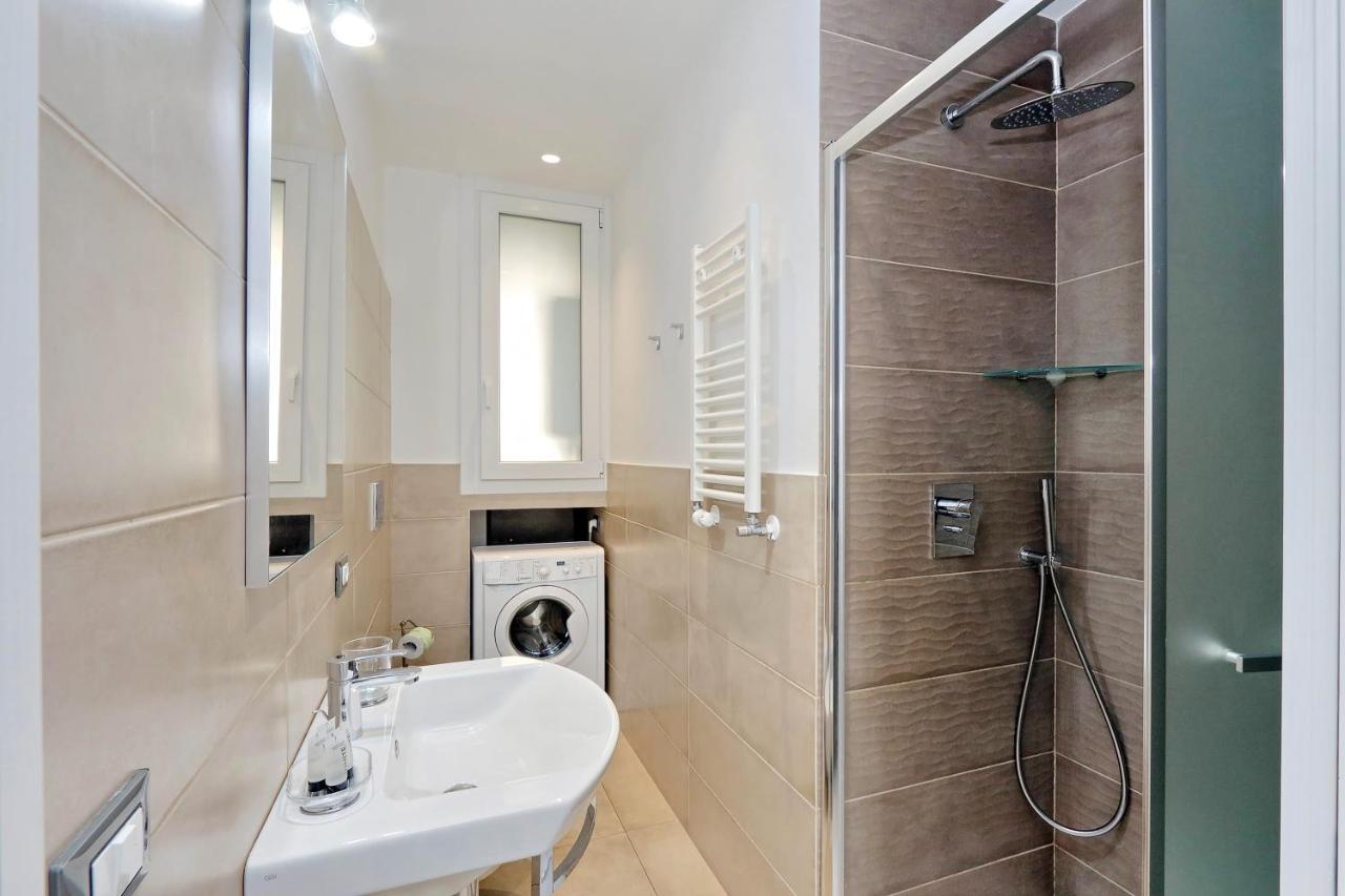 Vatican Museum Bright Up To 8 People Apartment Rome