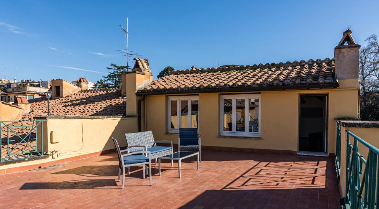 Tittoni Palace Gardens Guest house