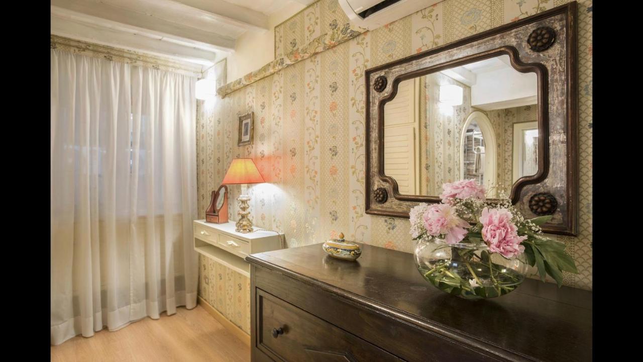 Apartment Trevinestrome - Exclusive Trevi Fountain View *