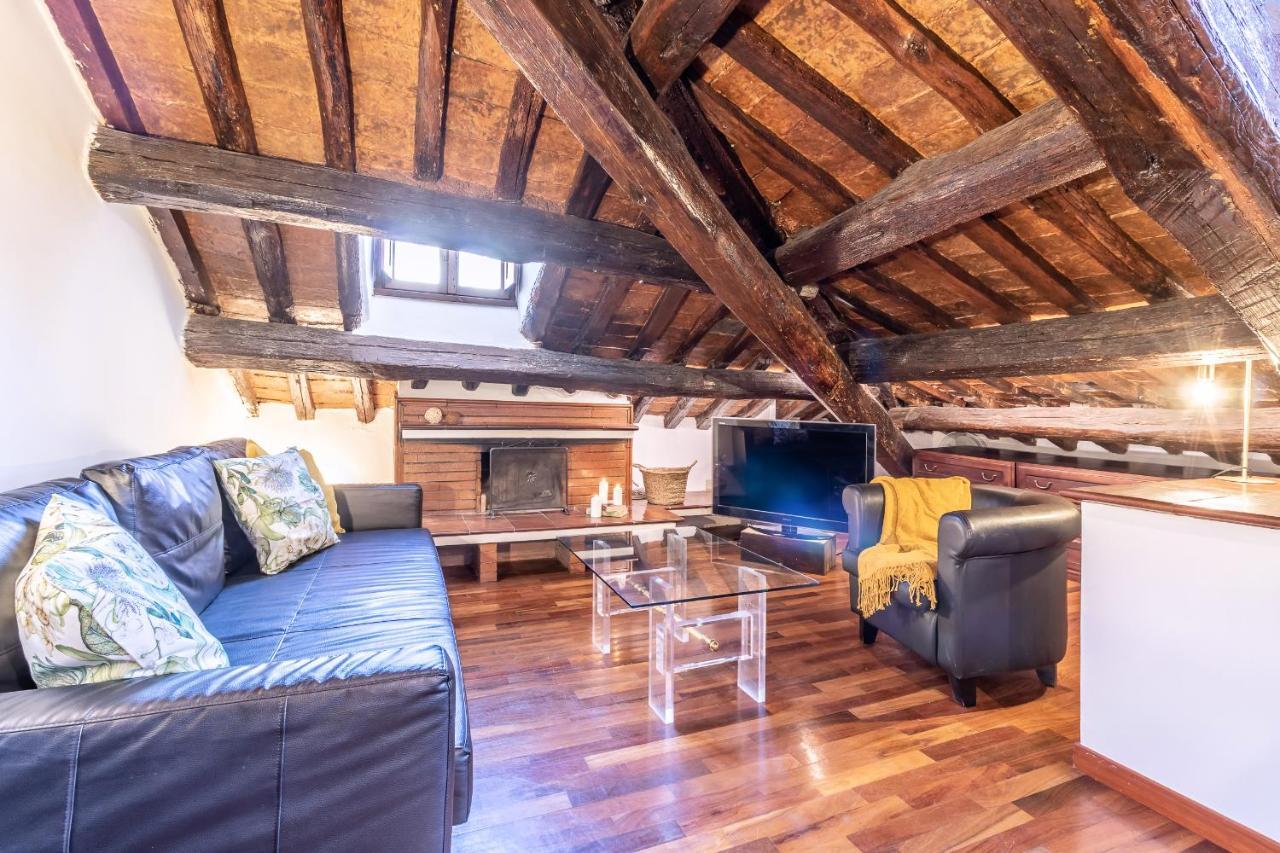 Palazzo Moro Apartment *