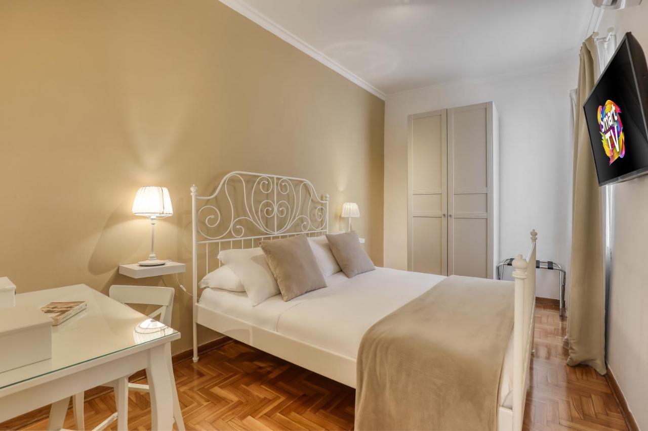 Apartment Atrhome Penthouse Frattina *