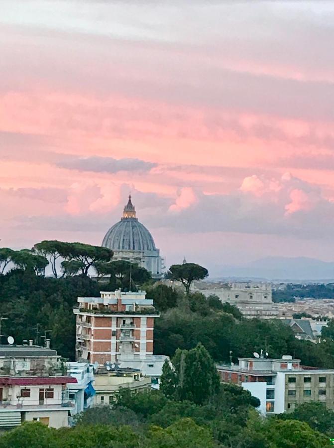 Attico Vista San Pietro * Rome