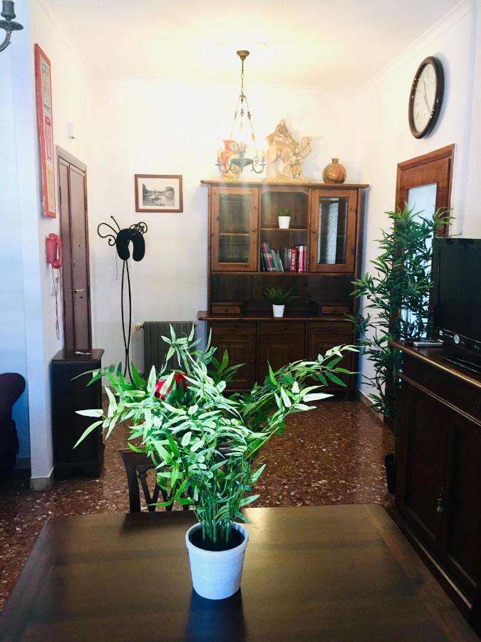 Panoramic And Bright Penthouse Is Waiting For You Rome