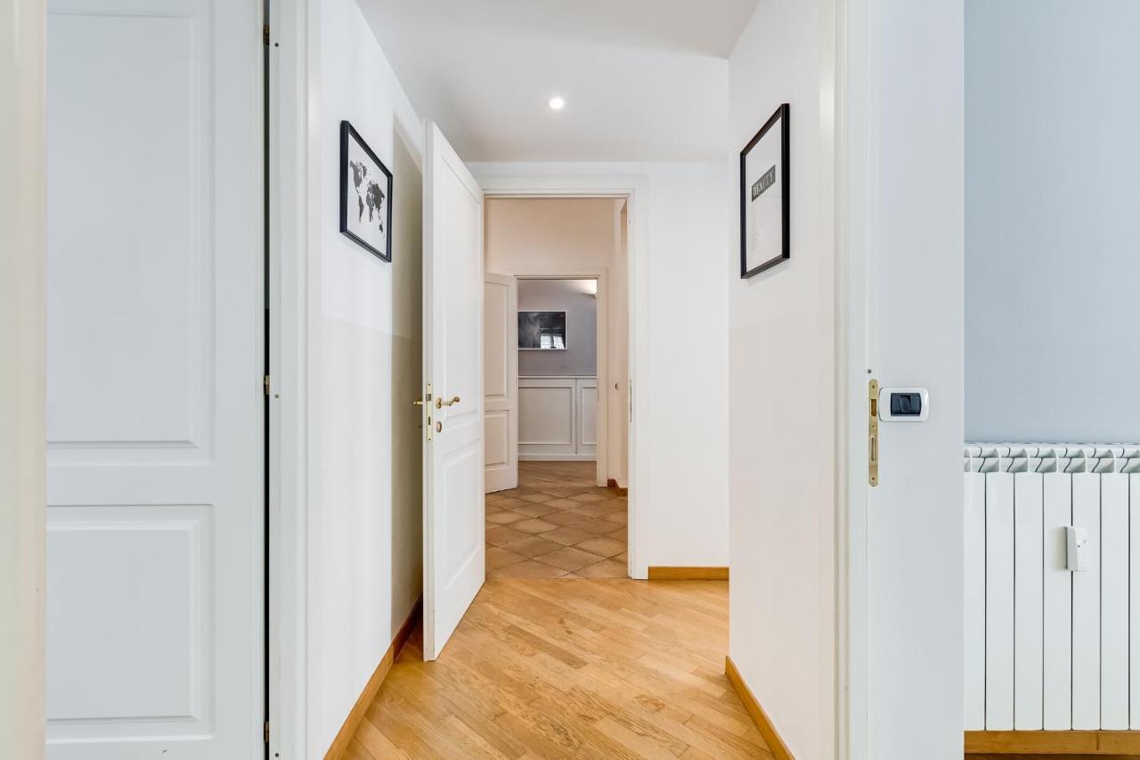 Bmga L Incredible 3bdr With Balcony In Center Apartment *