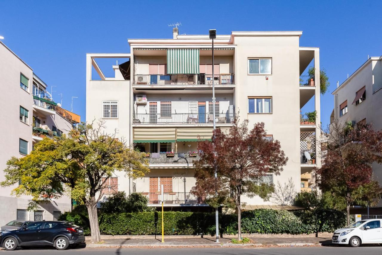 Bmga L Incredible 3bdr With Balcony In Center Apartment Rome