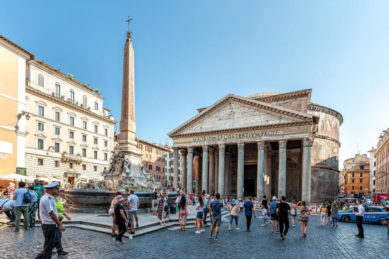 Pantheon Elegance * Rome