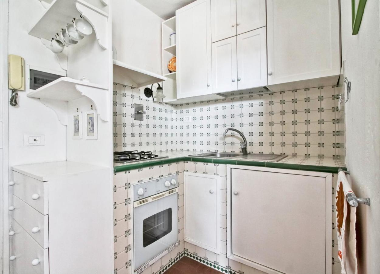 In The Clouds Over Trastevere, Penthouse Apartment Rome