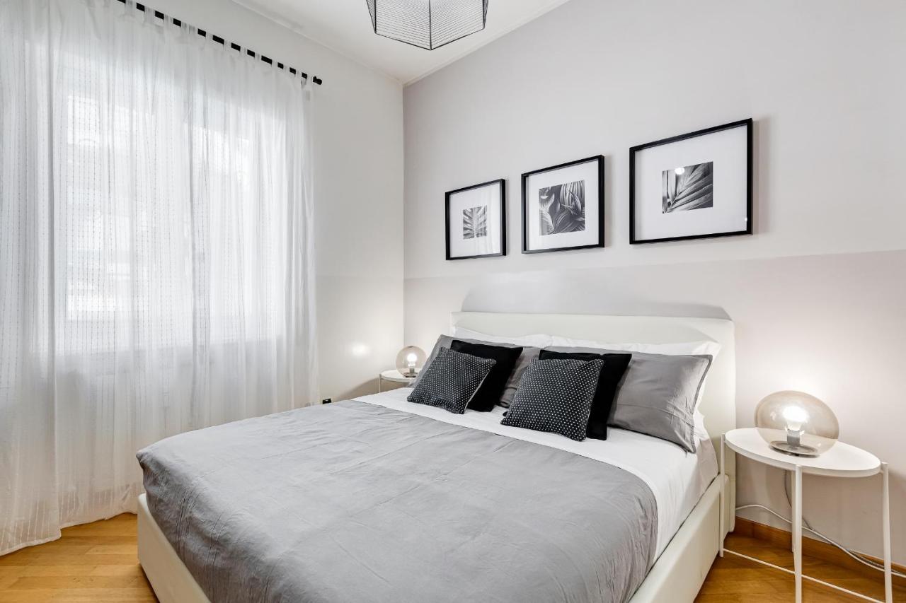 Bmga L Incredible 3bdr With Balcony In Center