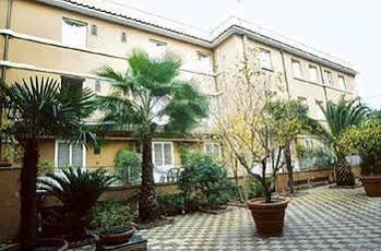 Domus Aventina 3*