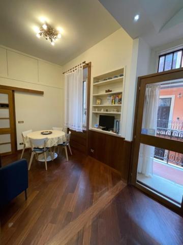 Apartment Colosseum Street Rome