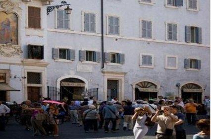 Guest house Pantheon Royal 4*