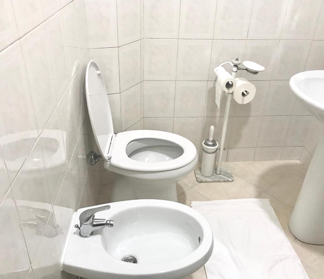 4 Bed Luxury Near Colosseum Appartamento Roma