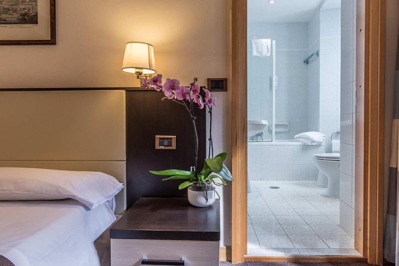 Tritone Hotel Rome