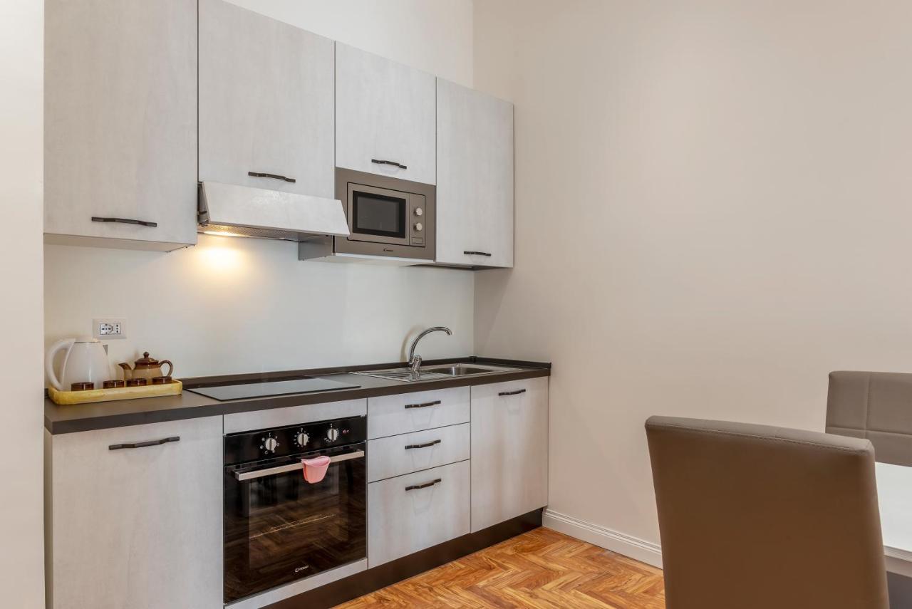Rione Prati Elegant With Balcony *