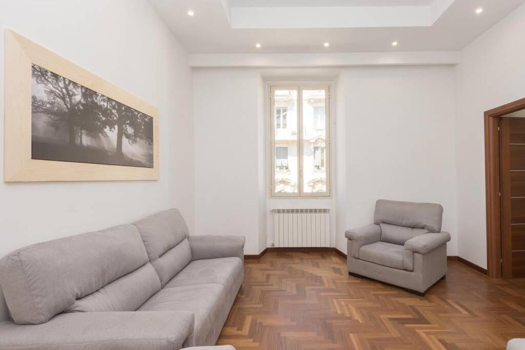 Popolo Elegant Two Bedroom Apartment Rome