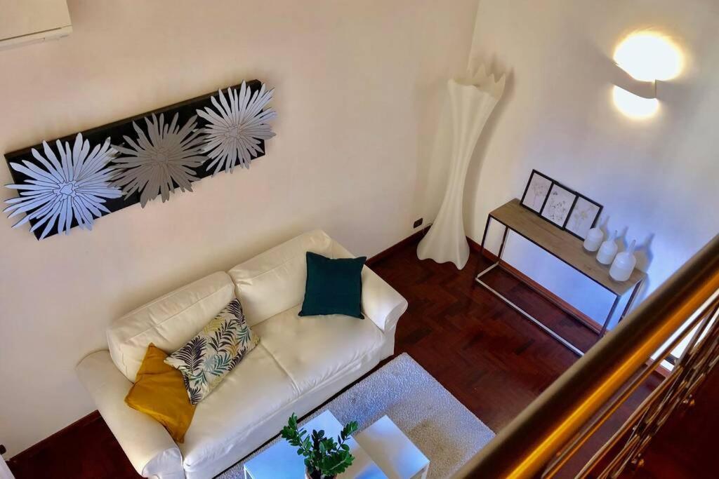 Chiara's Place At Pantheon - Your In Apartment Rome
