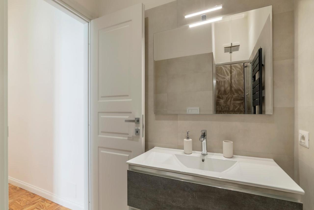 Rione Prati Elegant With Balcony Rome