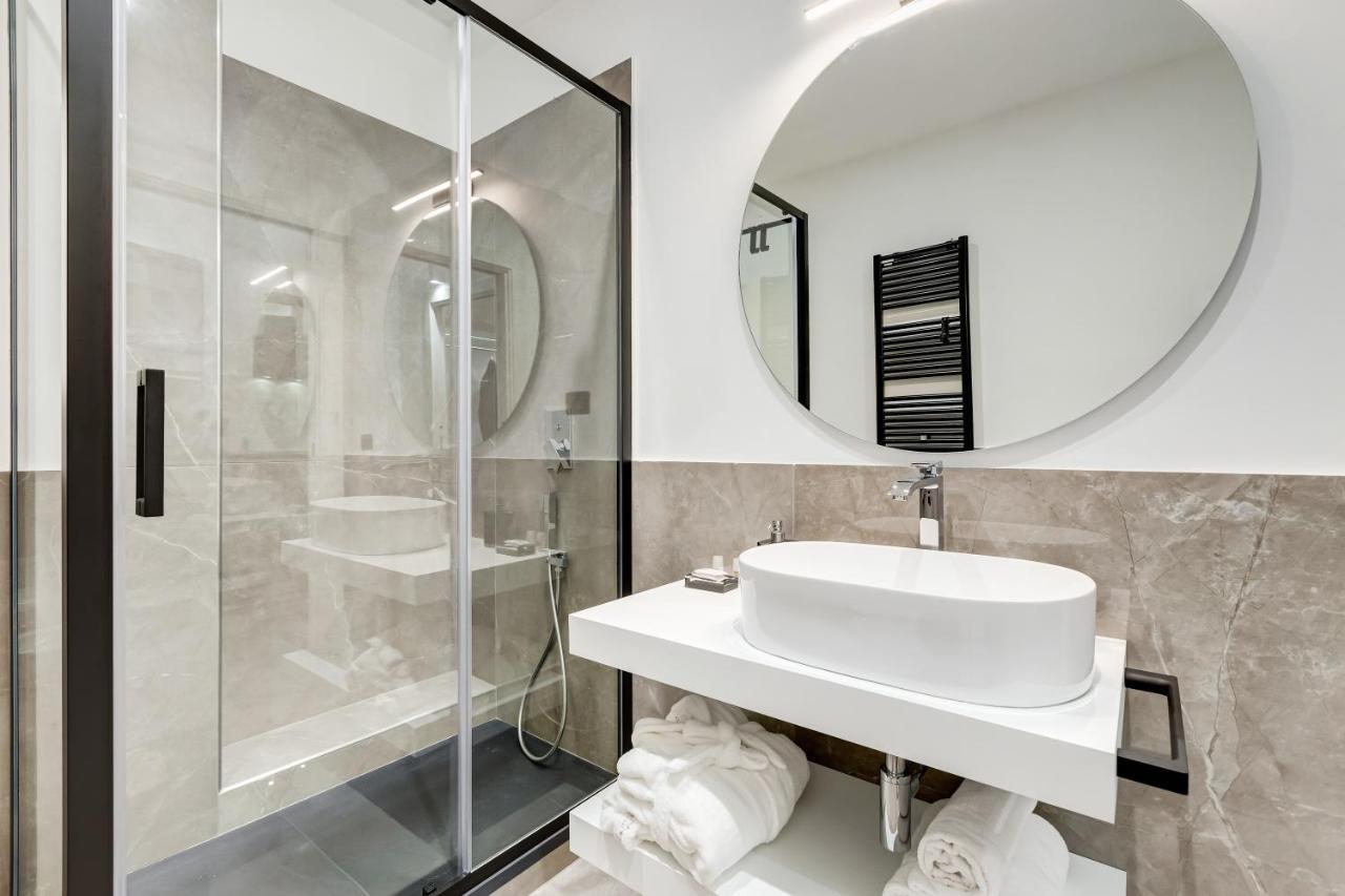 Unoseitre - Luxury & Apartment Rome