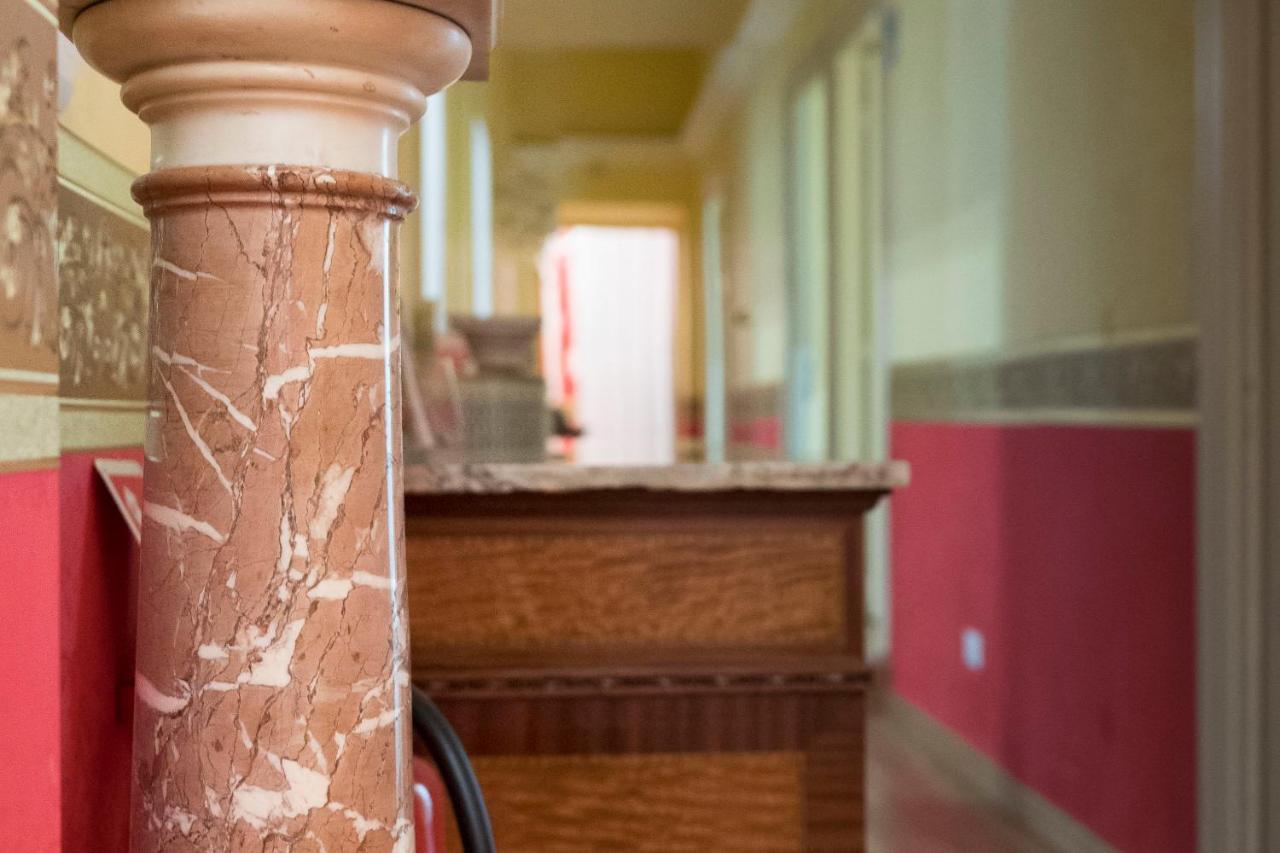 La Breccia A Porta Pia Bed & Breakfast Rome