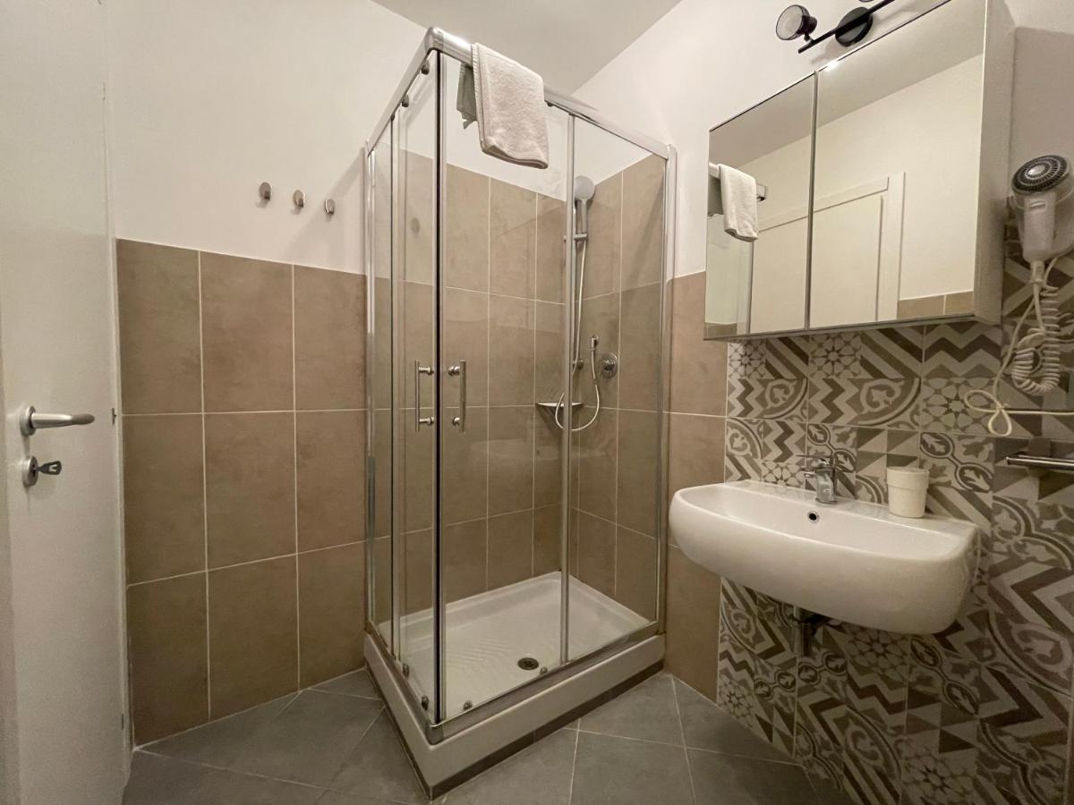 Guest house Luciano Licia Rome