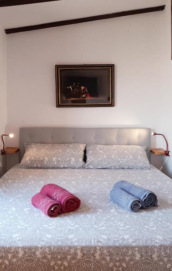 Apartment Mattia's Penthouse - View Over Trastevere Roofs *