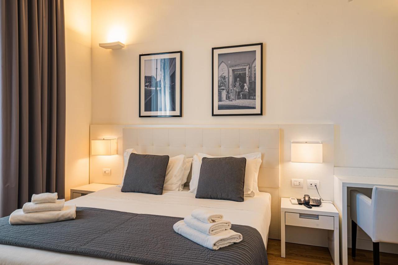 Capitals Luxury River 2*
