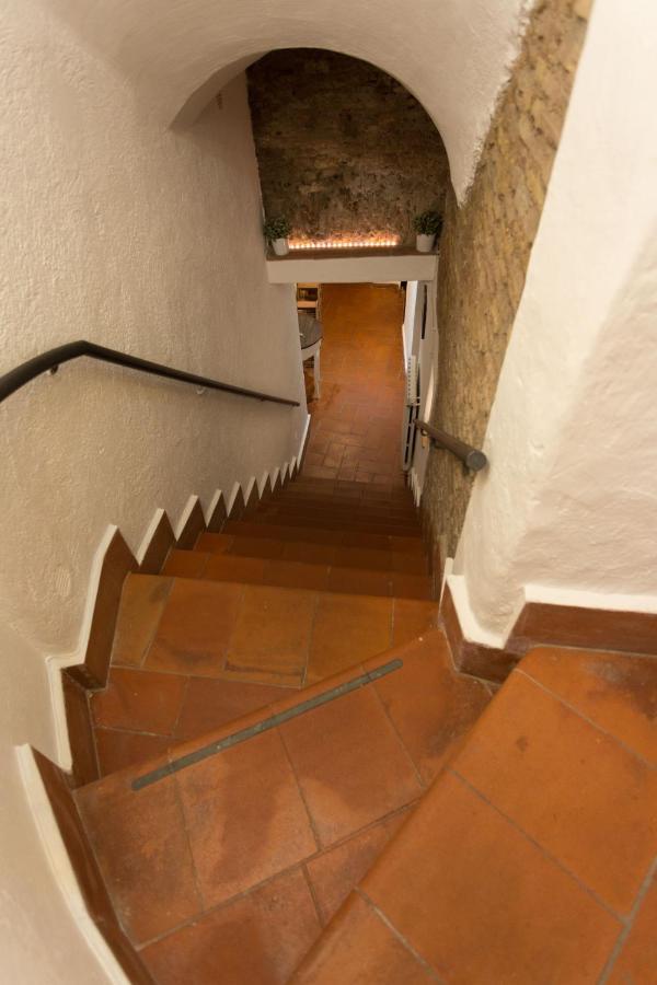 Grotto Experience 5pax Apartment *
