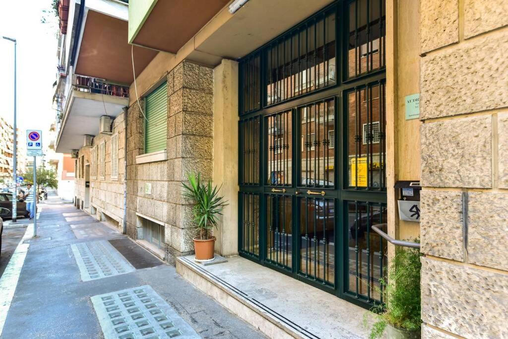 Vatican - St Peter Loft A San Pietro Con Netflix * Rome