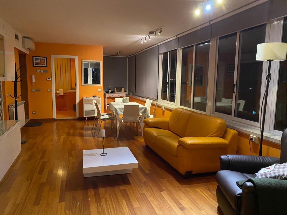 Domus Mirabile Apartment *