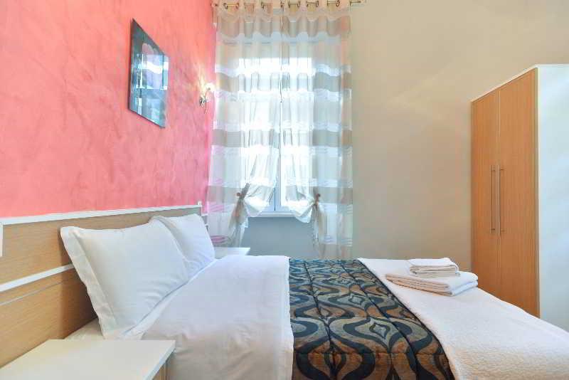 Trani B&t Guest house Rome