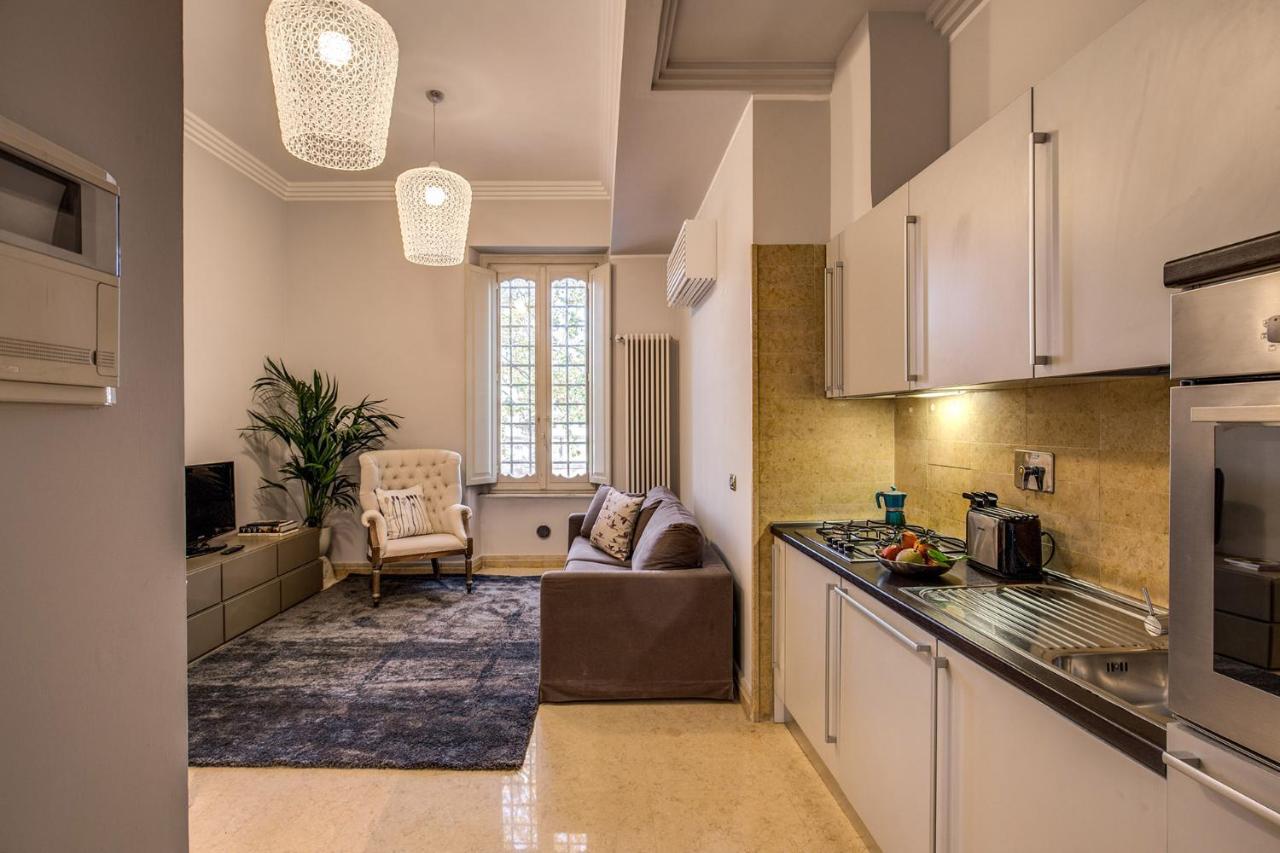 Appartamento Palazzo Marescalchi Belli, Vicino Piazza Di Spagna Roma