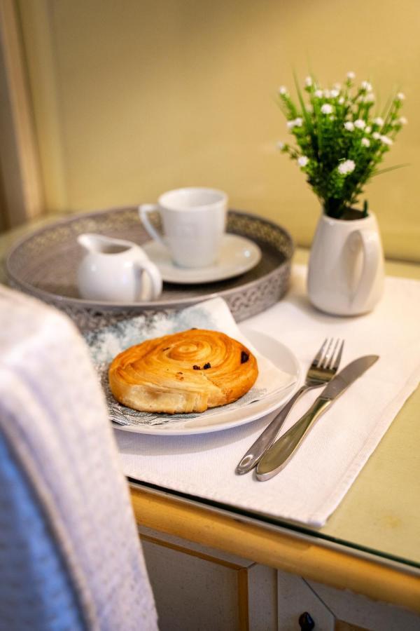 Domus Pinciana Bed & Breakfast Rome