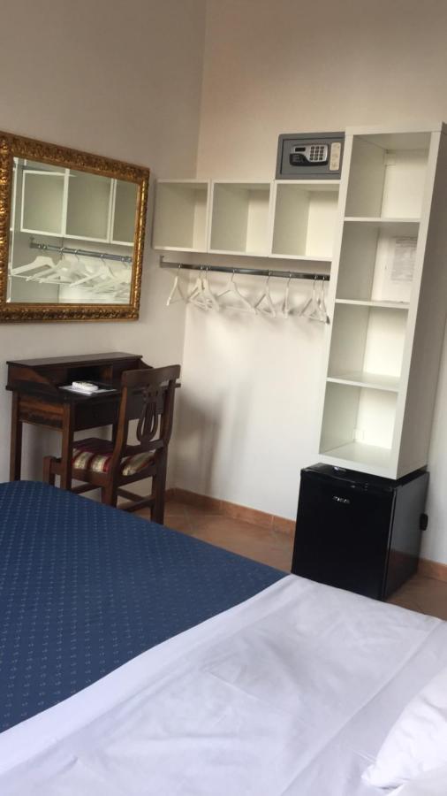 Caracciolo Hotel 3*