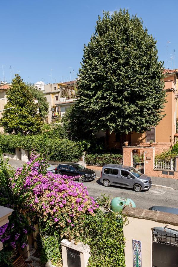 Romantica With Balcony Near San Giovanni Apartment *