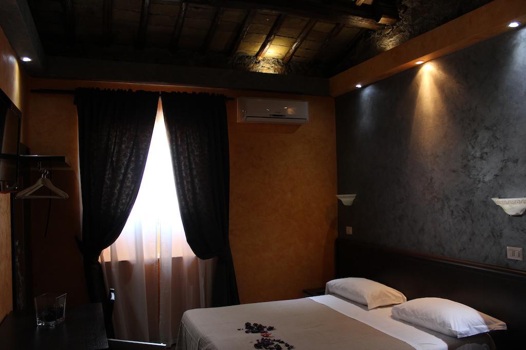 Domus * Rome