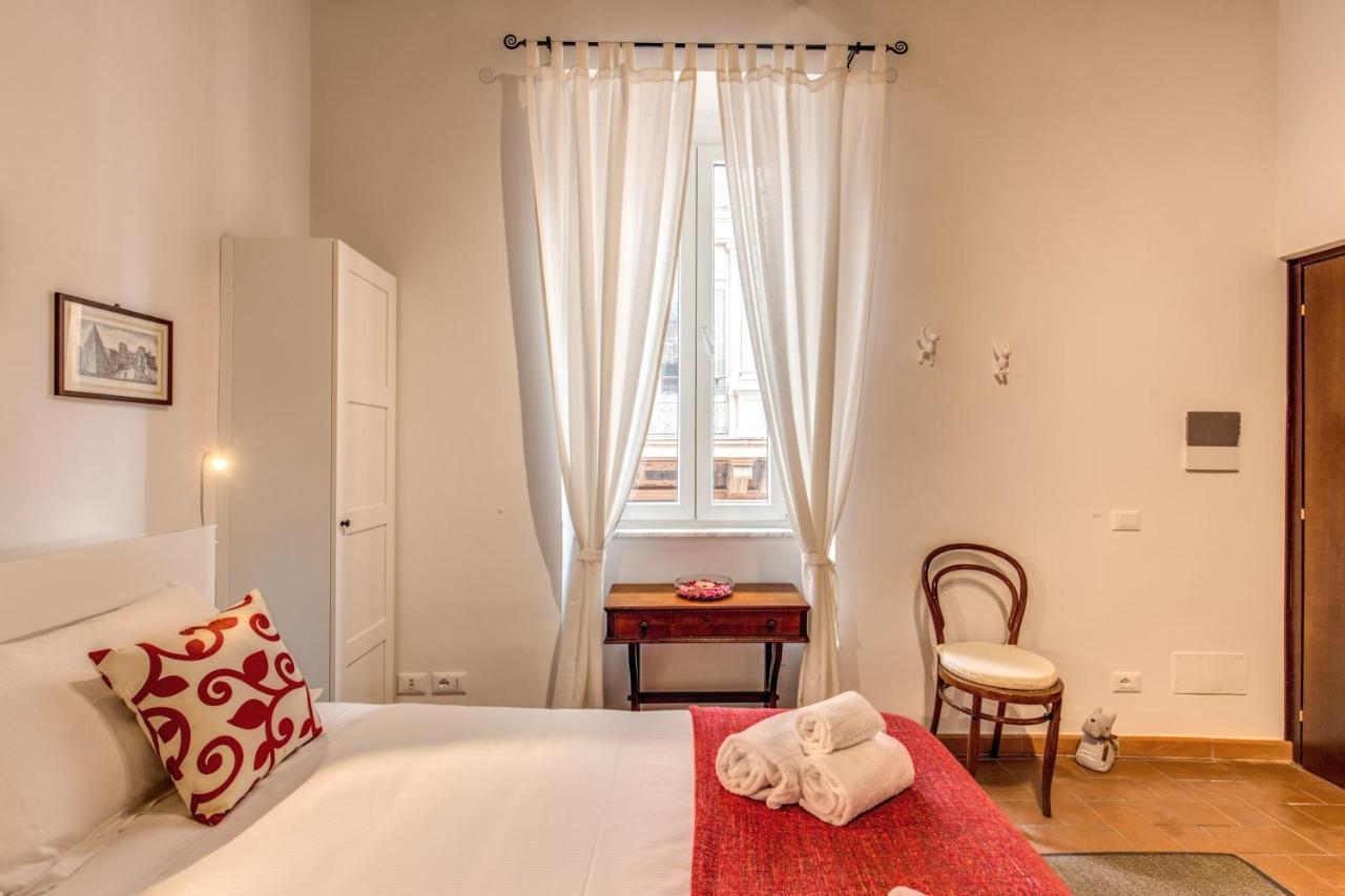 Piccolo Trevi Affittacamere Roma