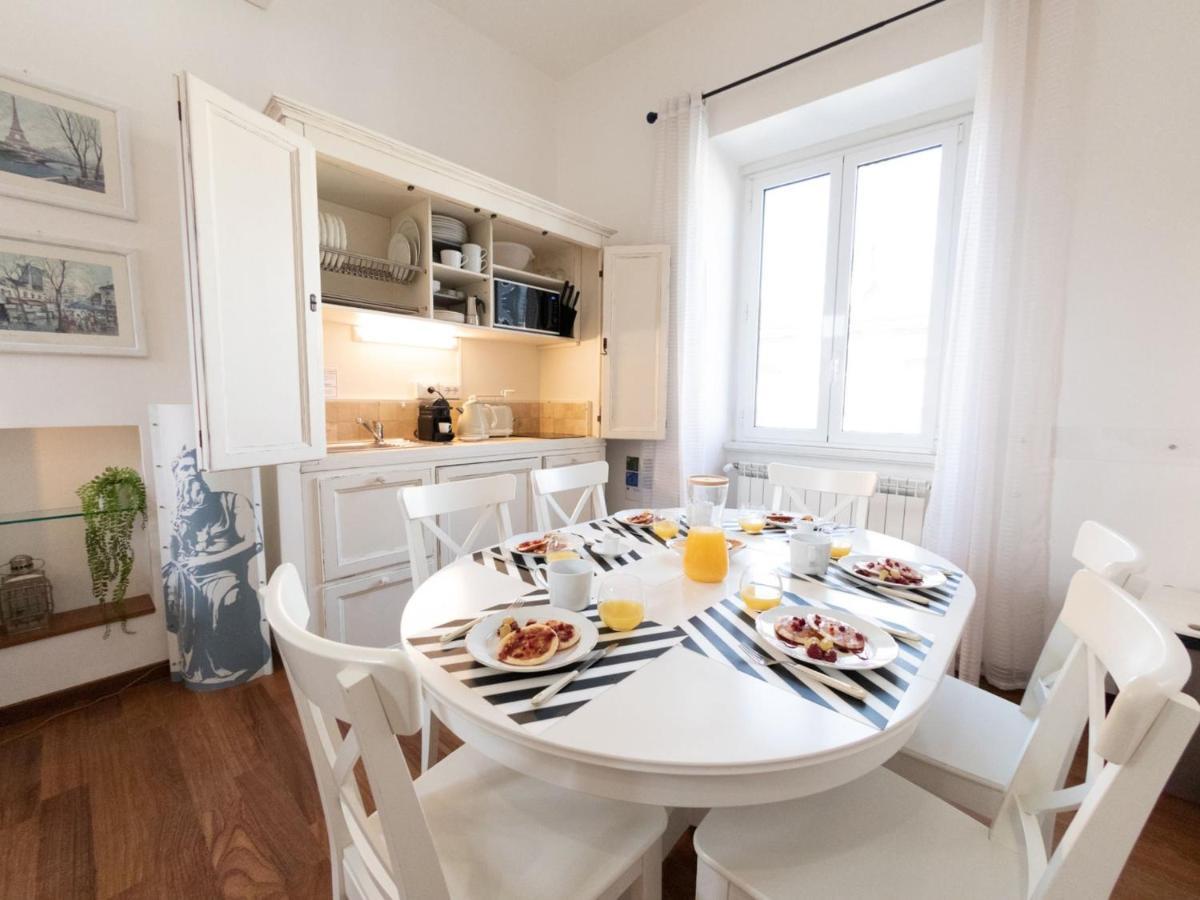 The Best Rent - Three-bedroom Close To Colosseo Appartamento