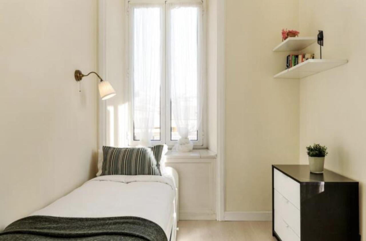 Appartamento Sunny Flat In Elegant Building Close To Colosseum